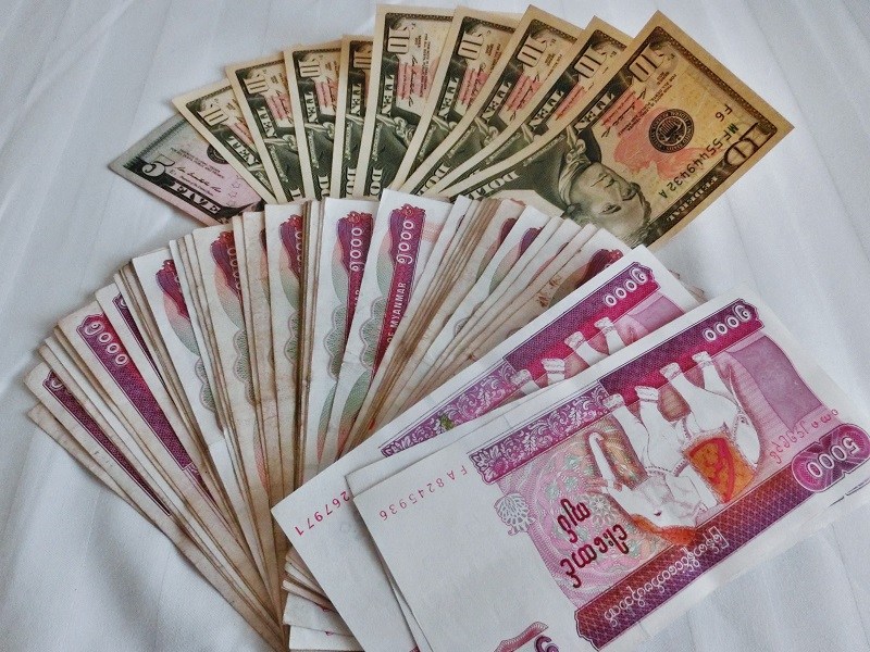 対ドルのチャット相場が下落 １米ドル1 450チャットの予測も ミャンマー Asiachannel アジアチャネル